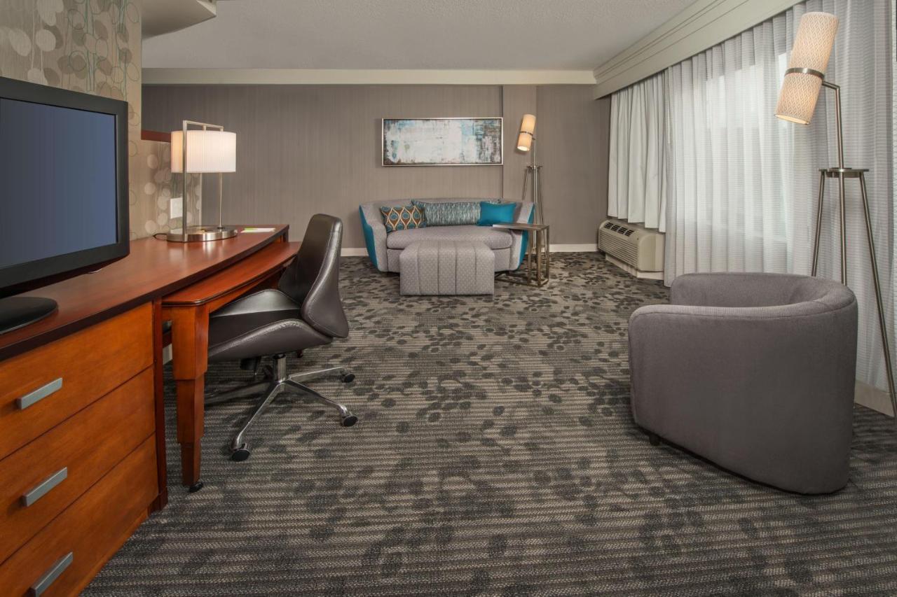 Courtyard By Marriott Gaithersburg Washingtonian Center Exterior foto